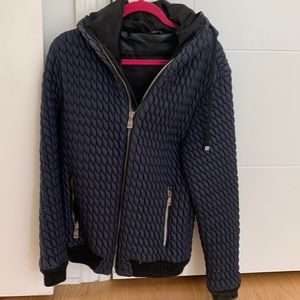 RNT 23 Navy blue puffer coat